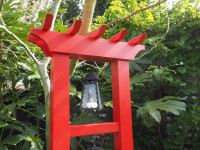 A welcome light for your backyard: How to make your own DIY Chinese New Year lantern stand