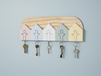 How to make your own family key holder