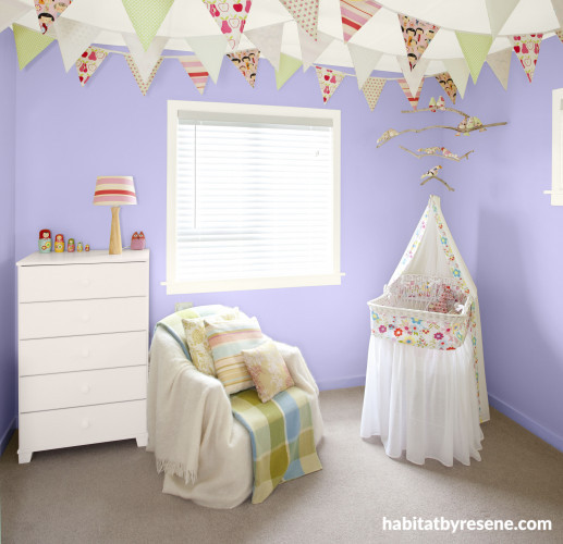 Baby best sale bedroom bunting